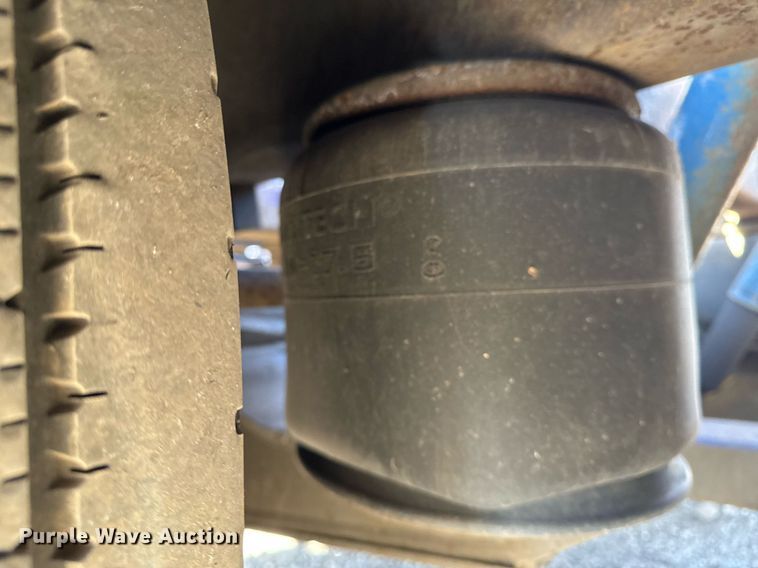 image for item EG2506 1999 Peterbilt 377 car carrier truck with car carrier trailer