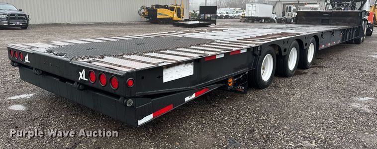 image for item EG2509 2018 X-L Specialized XL 80 PT drop deck hydraulic tail equipment trailer