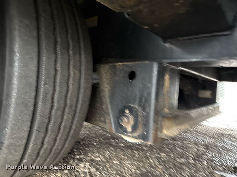 image for item EG2509 2018 X-L Specialized XL 80 PT drop deck hydraulic tail equipment trailer