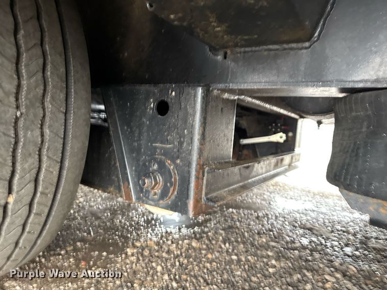 image for item EG2509 2018 X-L Specialized XL 80 PT drop deck hydraulic tail equipment trailer