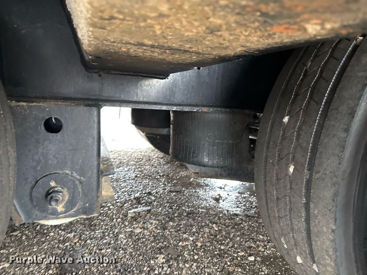 image for item EG2509 2018 X-L Specialized XL 80 PT drop deck hydraulic tail equipment trailer