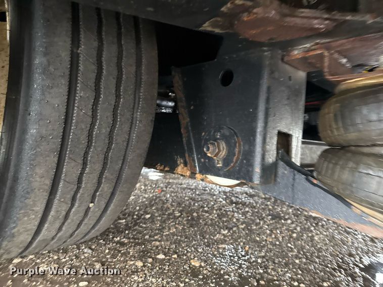 image for item EG2509 2018 X-L Specialized XL 80 PT drop deck hydraulic tail equipment trailer