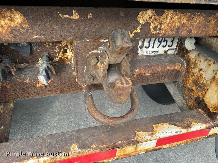 image for item EG7018 2004 Wabash DVDBHPC dry van trailer