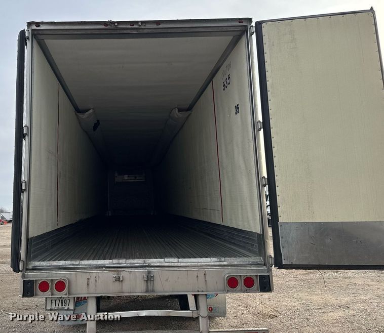 image for item EG7165 2009 Utility trailer 3000R refrigerated van trailer