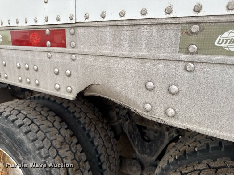 image for item EG7165 2009 Utility trailer 3000R refrigerated van trailer