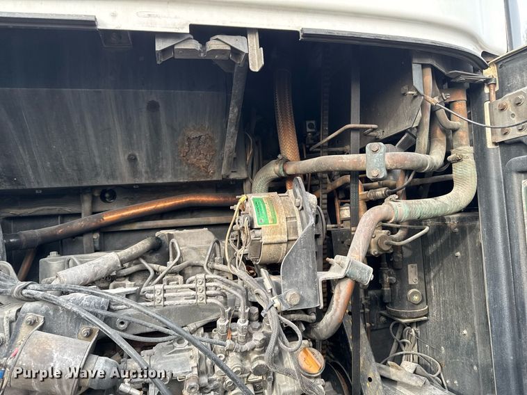 image for item EG7165 2009 Utility trailer 3000R refrigerated van trailer