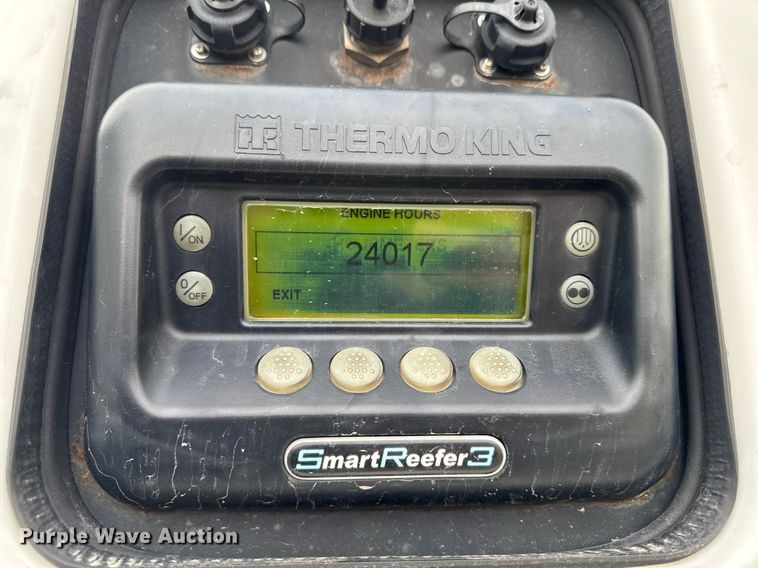 image for item EG7165 2009 Utility trailer 3000R refrigerated van trailer