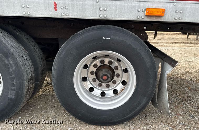 image for item EG7165 2009 Utility trailer 3000R refrigerated van trailer