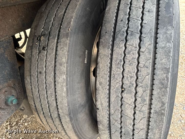 image for item EG7165 2009 Utility trailer 3000R refrigerated van trailer