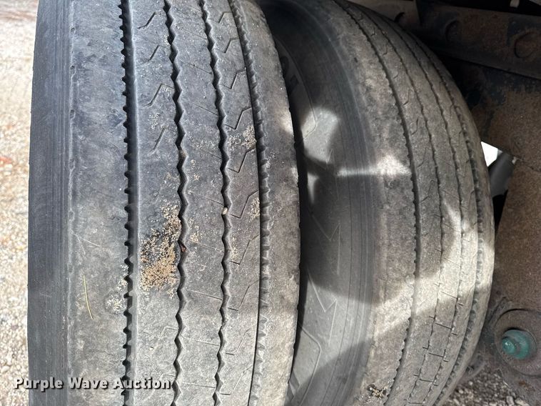 image for item EG7165 2009 Utility trailer 3000R refrigerated van trailer