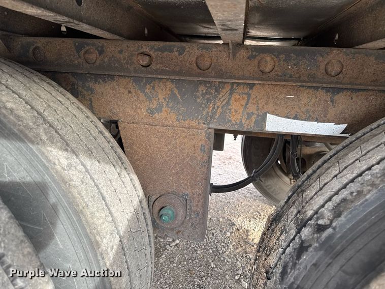 image for item EG7165 2009 Utility trailer 3000R refrigerated van trailer