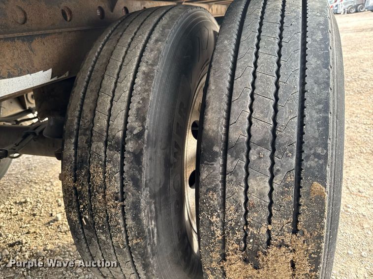 image for item EG7165 2009 Utility trailer 3000R refrigerated van trailer