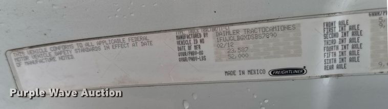 image for item EG7166 2013 Freightliner Cascadia 125 semi truck