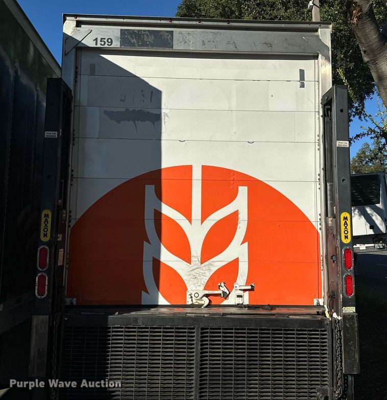 image for item EI4052 2011 Wabash refrigerated van trailer