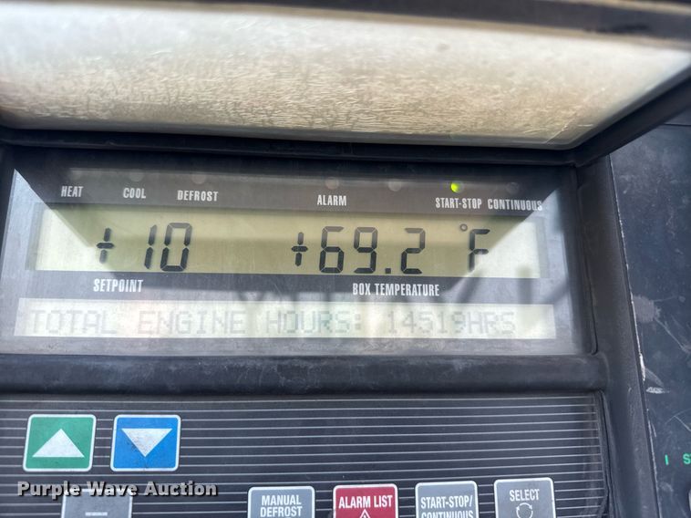 image for item EI4052 2011 Wabash refrigerated van trailer