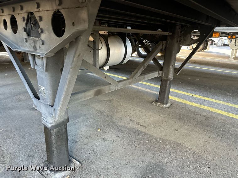 image for item EI4052 2011 Wabash refrigerated van trailer