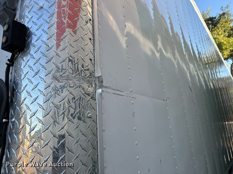 image for item EI4052 2011 Wabash refrigerated van trailer