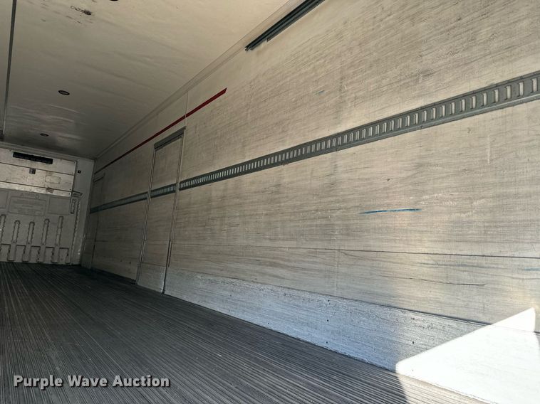 image for item EI4052 2011 Wabash refrigerated van trailer