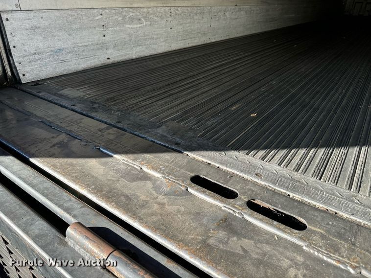 image for item EI4052 2011 Wabash refrigerated van trailer