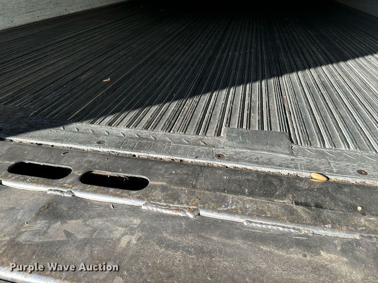 image for item EI4052 2011 Wabash refrigerated van trailer