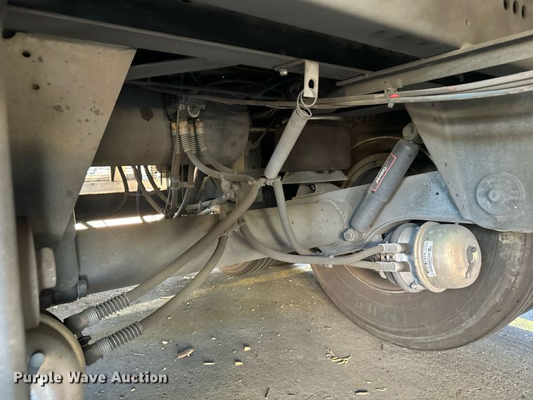 image for item EI4052 2011 Wabash refrigerated van trailer