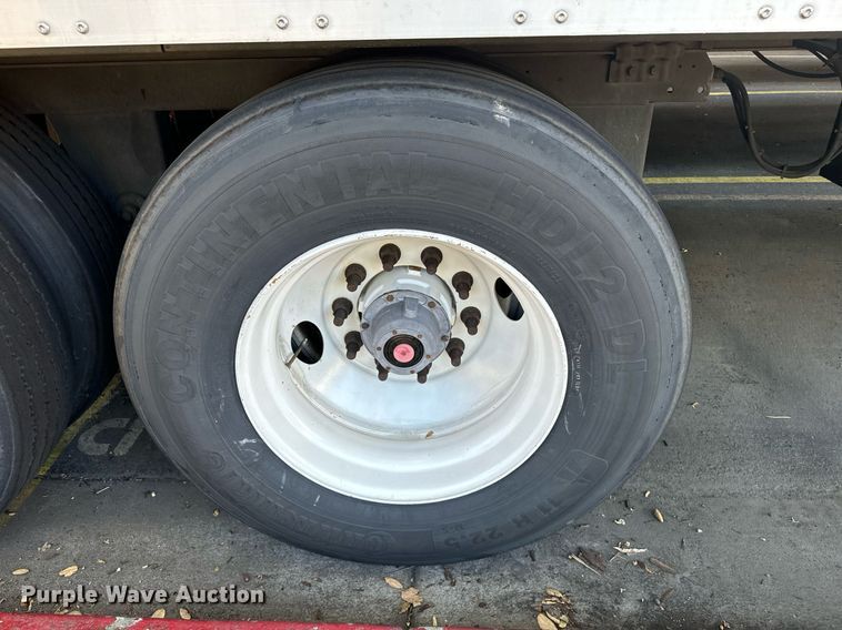 image for item EI4052 2011 Wabash refrigerated van trailer