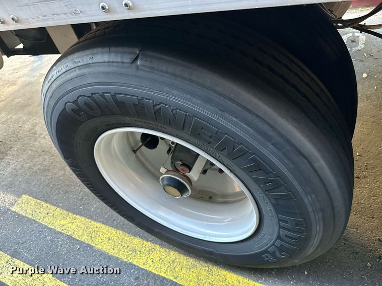 image for item EI4052 2011 Wabash refrigerated van trailer