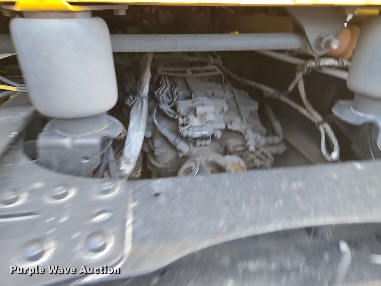 image for item EI4120 2021 Freightliner Cascadia semi truck