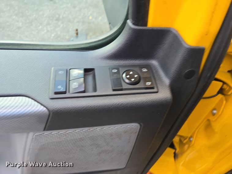 image for item EI4120 2021 Freightliner Cascadia semi truck