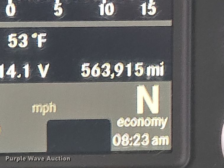 image for item EI4120 2021 Freightliner Cascadia semi truck