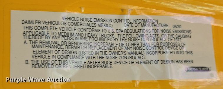 image for item EI4120 2021 Freightliner Cascadia semi truck