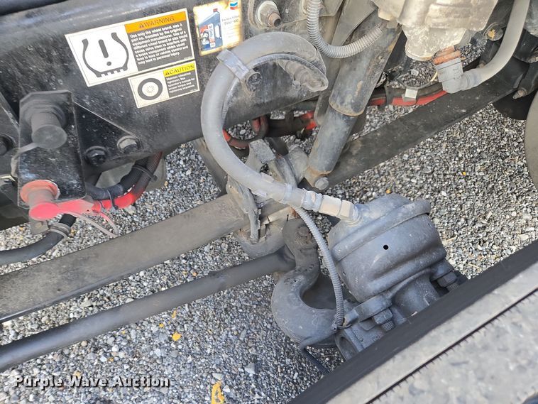 image for item EI4121 2020 Kenworth T680 semi truck