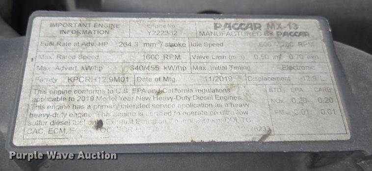 image for item EI4124 2020 Kenworth T680 semi truck