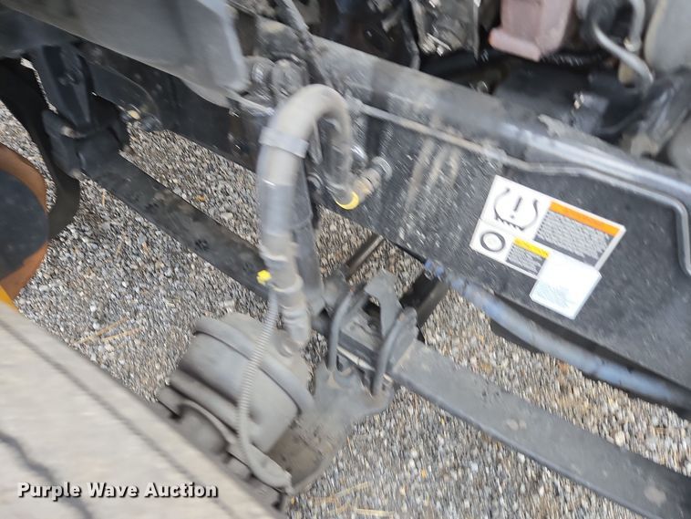 image for item EI4124 2020 Kenworth T680 semi truck