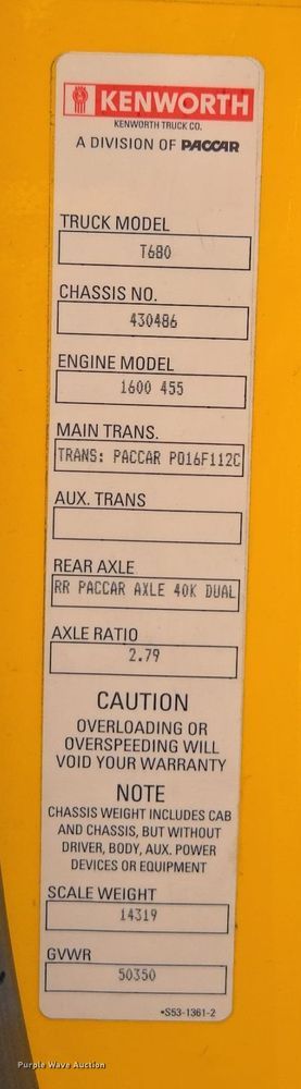 image for item EI4124 2020 Kenworth T680 semi truck