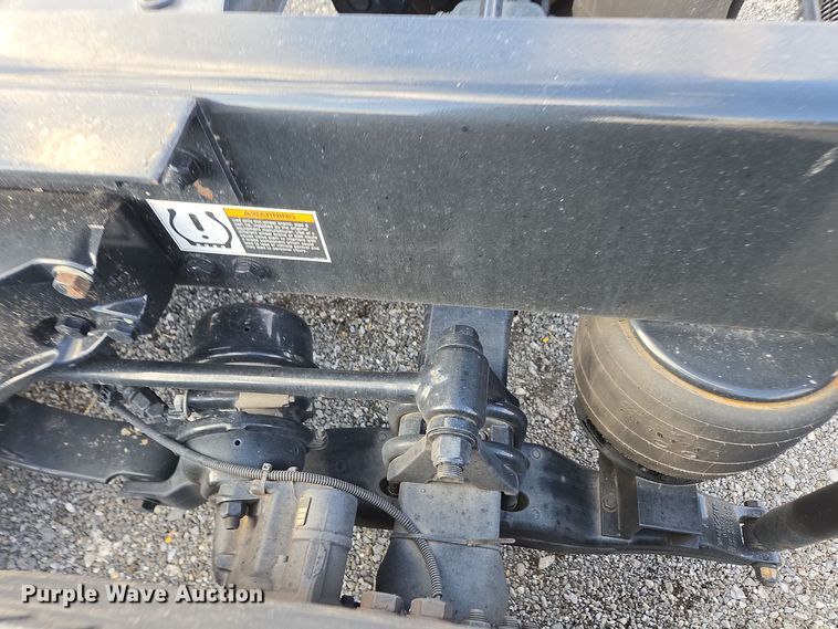 image for item EI4126 2021 Kenworth T680 semi truck