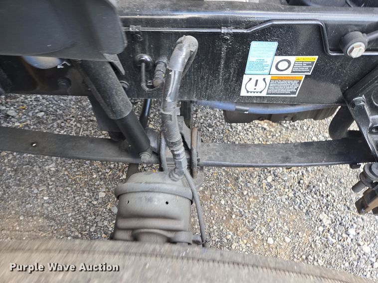 image for item EI4126 2021 Kenworth T680 semi truck