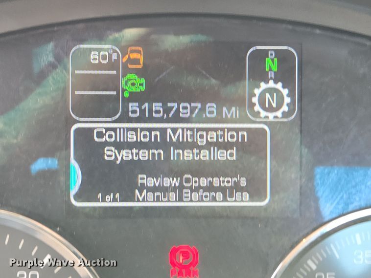 image for item EI4126 2021 Kenworth T680 semi truck