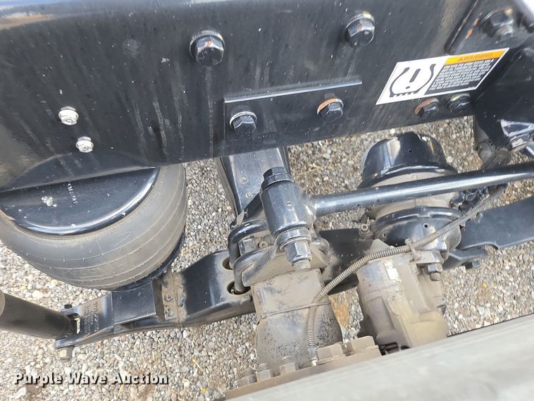 image for item EI4127 2021 Kenworth T680 semi truck