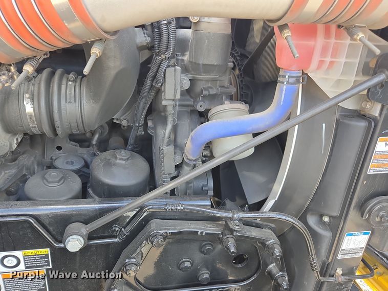 image for item EI4127 2021 Kenworth T680 semi truck