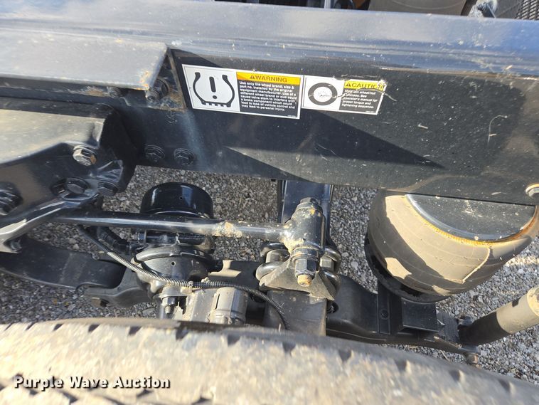 image for item EI4128 2021 Kenworth T680 semi truck