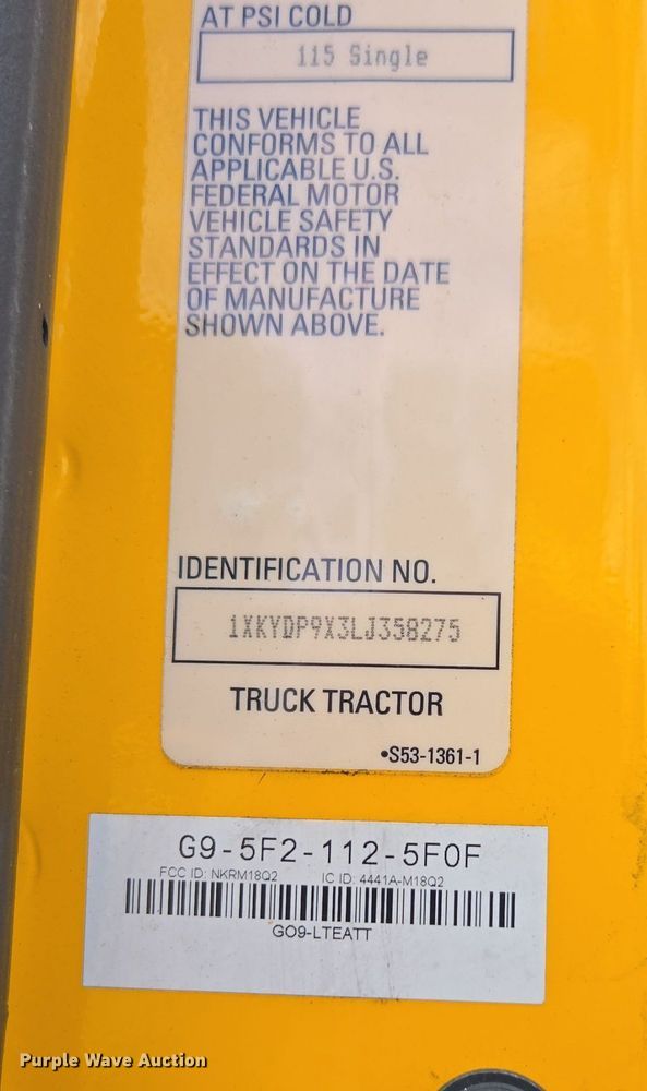 image for item EI4129 2020 Kenworth T680 semi truck