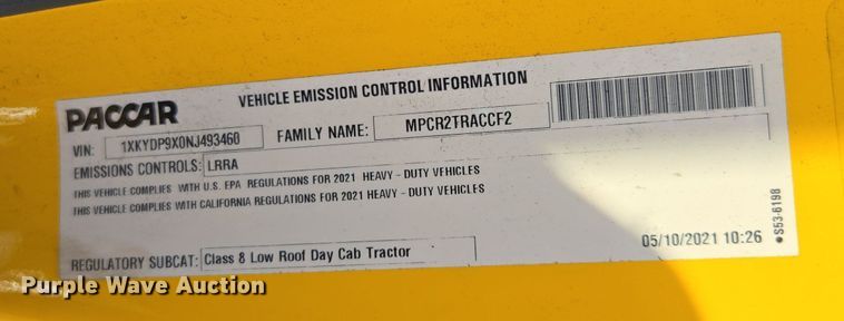 image for item EI4130 2022 Kenworth T680 semi truck