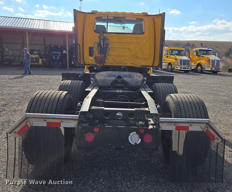 image for item EI4131 2021 International LT625 semi truck