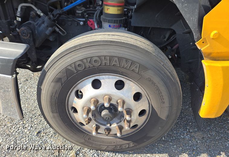 image for item EI4131 2021 International LT625 semi truck