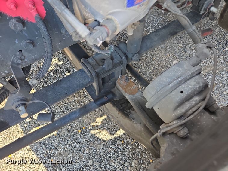 image for item EI4131 2021 International LT625 semi truck