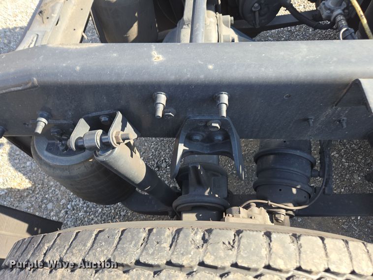 image for item EI4134 2021 International LT625 semi truck