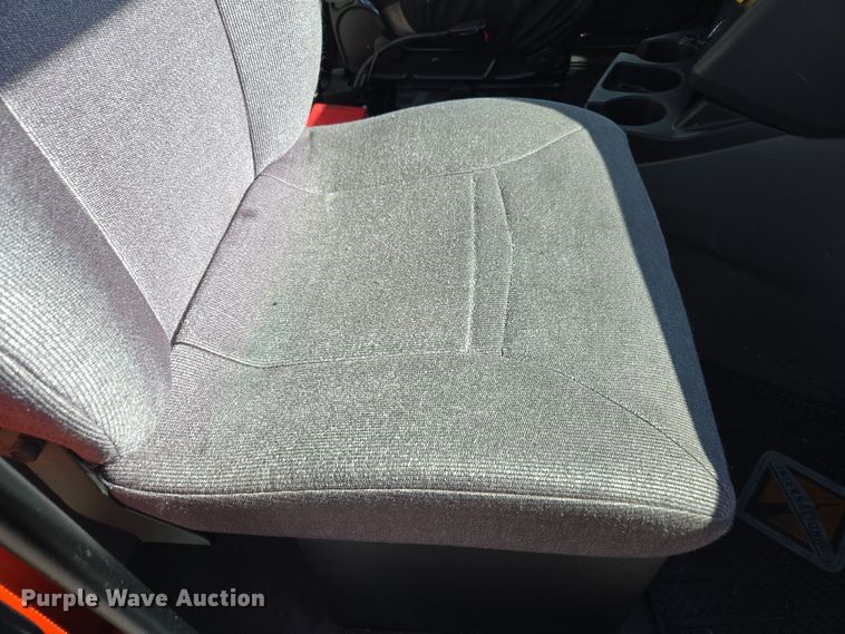 image for item EI4134 2021 International LT625 semi truck