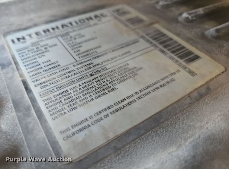 image for item EI4134 2021 International LT625 semi truck