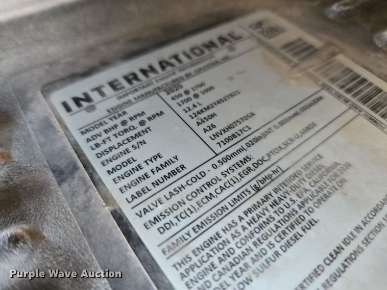 image for item EI4134 2021 International LT625 semi truck